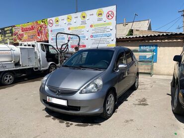 Honda: Honda Jazz: 2004 г., 1.4 л, Механика, Бензин, Хэтчбэк