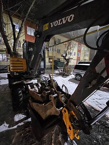 шинаа: Услуги экскаватора | Выкорчевывание пней, Траншеи, Котлованы — 3