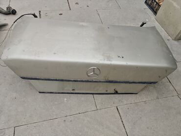 Digər avtomobil ehtiyat hissələri: Məhsul: Mercedes-Benz üçün orijinal ehtiyat hissələri dəsti Tərkib: - — 7