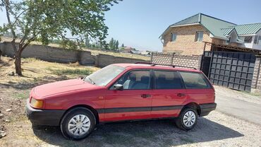 авто соболь: Volkswagen Passat Variant: 1989 г., 1.8 л, Механика, Бензин, Универсал