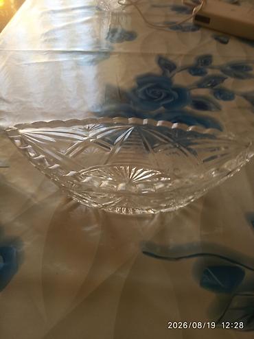 Şüşə/kristal meyvə və ya desert qabı - Material: qalın, şəffaf