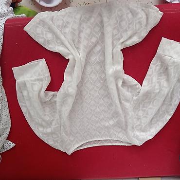 Kompleti: Ženska odeća – set komada - Crna bluza od laganog materijala, V-izrez — 12