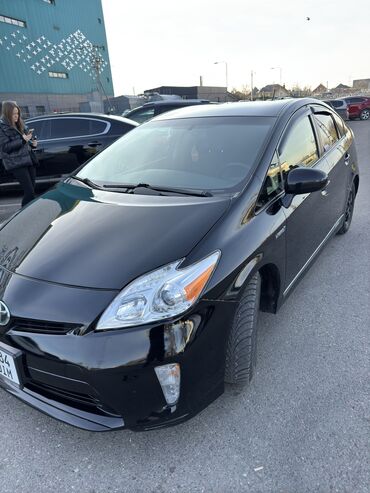 Toyota: Toyota Prius: 2015 г., 1.8 л, Гибрид, Хэтчбэк