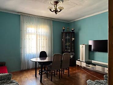 isti hovuzlu evler: 3 otaqlı həyət evi - Plan: geniş dəhliz, 3 ayrı otaq, mətbəx və — 6