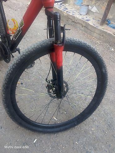 velosiped 28: Dağ velosipedi – 26" - Çərçivə: alüminium rəngləmə (qırmızı-qara) — 3