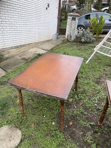 Izgubljeno-nađeno, dajem besplatno: Poklanjam dva stola. Stolovi se nalaze u kaludjerici na lalafo.rs — 2 Izgubljeno-nađeno, dajem besplatno: Poklanjam dva stola. Stolovi se nalaze u kaludjerici — 2