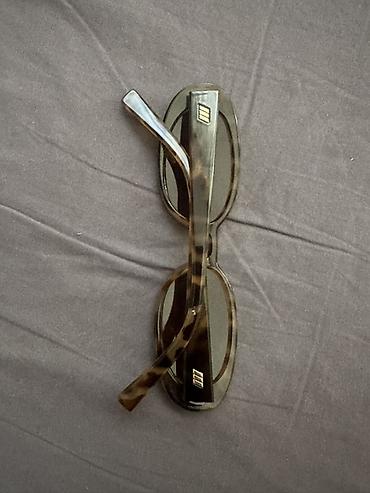 Eynəklər: Le Specs/Outta Love Oval formalı gün eynəyi - Çərçivə: qalın, tünd — 3