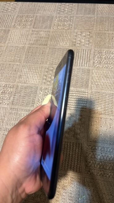 Apple iPhone: IPhone 7 Plus, 32 GB, Qara, Barmaq izi