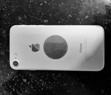 айфон 17: IPhone 7, Колдонулган, Күмүш