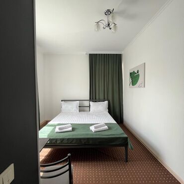 1 комната аренда: A Hotel Bishkek - это уютная гостиница в центре Бишкека. Удобное