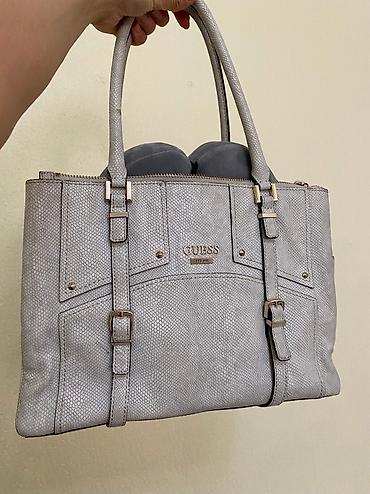 Спорттук сумкалар: Сумка Guess 3500, состояние идеальное — 2