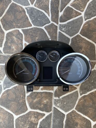 Sükanlar, rullar: Khazar ehtiyat hissleri — 16