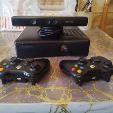 Xbox 360 & Xbox: Xbox 360 Slim oyun konsolu komplekt - Konsol: Xbox 360 Slim (HDMI — 6