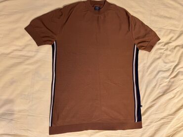 qaqa stili şalvar: 2 ədəd kişi t-shirt dəsti 1) Qəhvəyi trikotaj t-shirt - Qısaqol