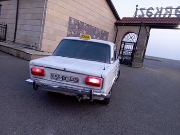 belarus 80 1: VAZ (LADA) 2103 : 1.6 l | 1980 il | 50000 km Sedan