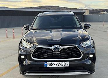 годаю: Toyota Highlander: 2023 г., Автомат, Гибрид, Кроссовер — 9