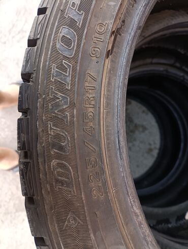 донголок 14 с: Шины 225 / 45 / R 17, Зима, Б/у, Комплект, Легковые, Япония, Dunlop