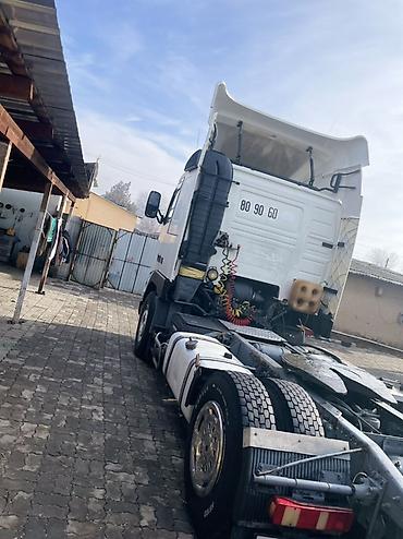 Тягачи: Тягач, Volvo, Без прицепа — 5