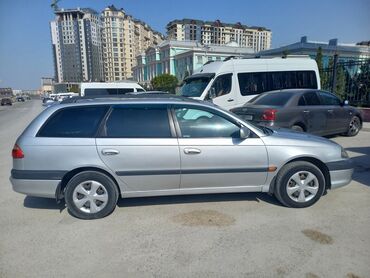 Toyota: Toyota Avensis: 2002 г., 2 л, Автомат, Бензин, Универсал — 12