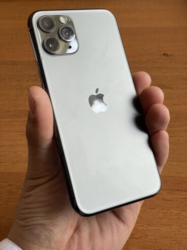 Apple iPhone: IPhone 11 Pro, Б/у, 256 ГБ, Space Gray, Защитное стекло
