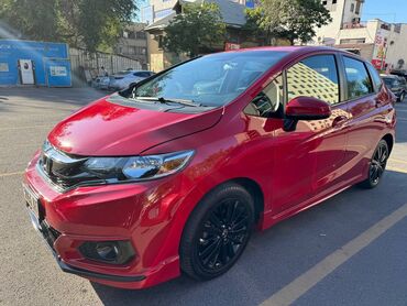 купить авто из киргизии: Honda Fit: 2018 г., 1.5 л, Автомат, Бензин, Купе