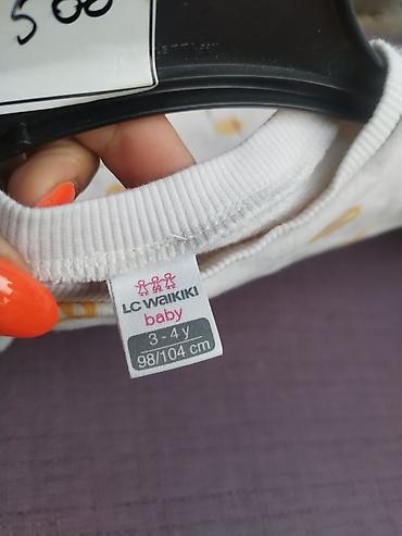 papuce elegantne: LC Waikiki baby dukserica za decu - Model: dukserica sa dugim — 2