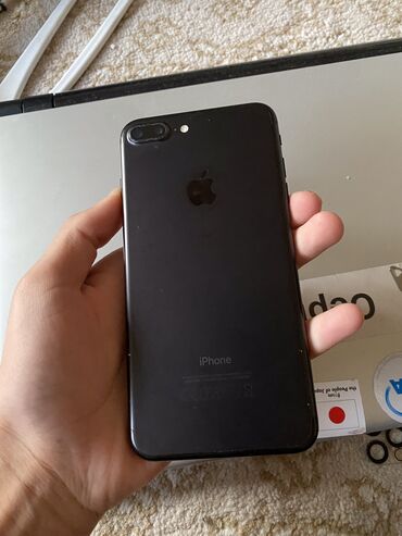 Apple iPhone: IPhone 7 Plus, Б/у, 128 ГБ, Черный, Чехол, 99 %