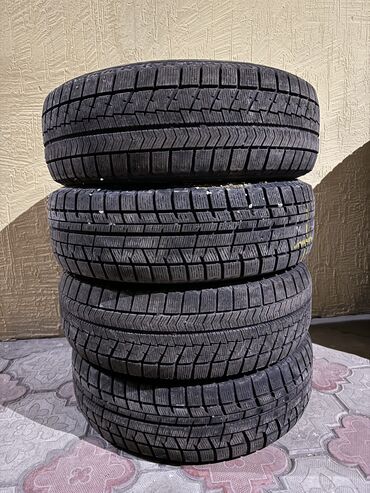 Шины: Шины 195 / 65 / R 15, Зима, Б/у, Комплект, Япония, Bridgestone