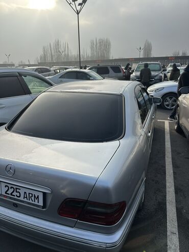Mercedes-Benz: Mercedes-Benz E-Class: 2002 г., Автомат, Седан — 3