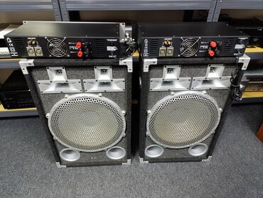 Zvučnici i stereo sistemi: UM hpa 15 300 lucifer Mocni razglasi sa basevima 15 incha- 39 cm sa — 8