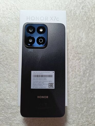 telefon magazasi: Honor x7 c satilir Hec bir prablemi yoxdur Alinan gundən məndə olub
