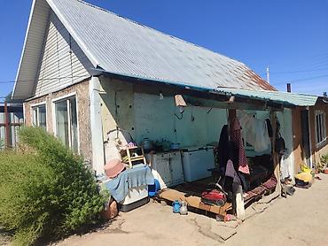 лстк дома: Продаётся одноэтажный дом с участком за высоким забором и распашными — 5