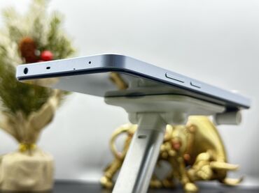 Realme: Realme 12 Pro, Б/у, 256 ГБ, цвет - Серебристый, 2 SIM — 5