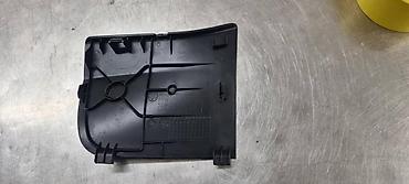 rezervoar: POKLOPAC PRTLJAZNIKA ZA VOLKSWAGEN GOLF 7 - 5G9867655 | Poklopac — 2