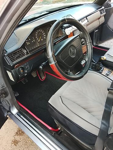 фикс токмок: Mercedes-Benz 220: 1993 г., 2.2 л, Механика, Газ, Седан — 3