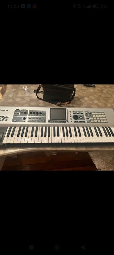 Pianolar: Sintezator, Roland