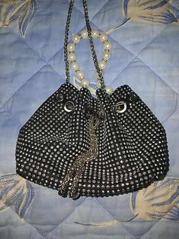 libuel bags: Elegantna večernja torbica sa kristalnim sjajem - Model: bucket/pouch — 1