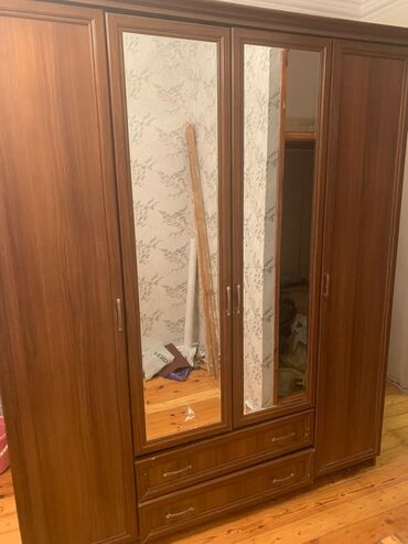 şifonyer ikinci el: İşlənmiş, Açılan, 4 qapılı Düz dolab, Şifonyer, Azərbaycan