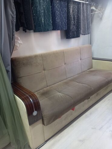 Ütüləmə lövhələri: Divan, Parça