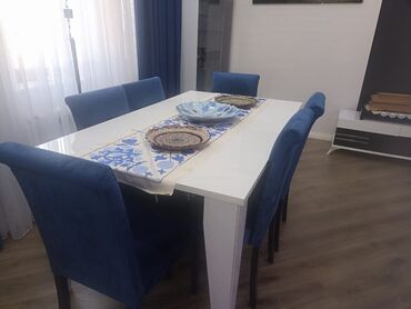 Mətbəx mebeli: Qonaq otağı üçün, İşlənmiş, Açılan, Dördbucaq masa, 6 stul