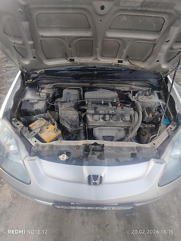 Honda: Honda Civic: 2002 г., 1.5 л, Вариатор, Бензин, Хэтчбэк — 10