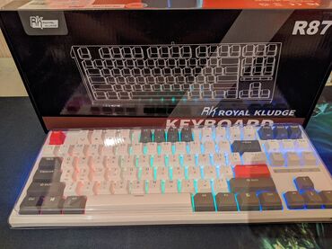 продажа комплектующих для ноутбуков: Продаю клавиатура royal kludge rkr87 на красных свитчах, работает