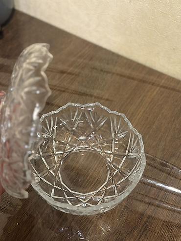 bayram: Qapaqlı şüşə konfet qabı - Material: şəffaf şüşə - Dizayn: dərin — 1