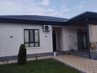 токмок прадаю дом: Дом, 130 м², 5 комнат, Собственник, Евроремонт