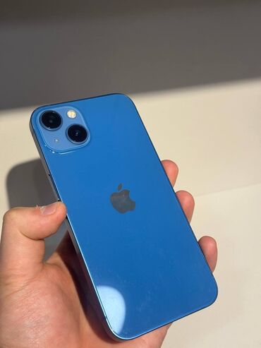 Apple iPhone: IPhone 13, Б/у, 256 ГБ, Blue Titanium, Защитное стекло, Чехол, 95 %