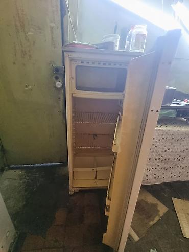 afto yuma isi: Qazla işləyən, Bıçaq ilə — 8