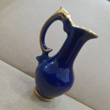 parfum de france: Vintage vaza Limoges France, tünd göy çini 22 karat qızıl "Aşiq cüt"