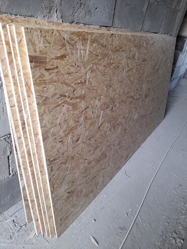 непромокаемая простынь: ОСП 9мм размеры 1м25см на 2м50см Лакированы с обеих сторон 15 штук