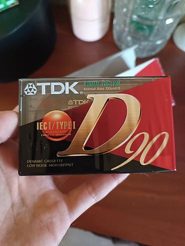 для музыки: TDK D90 IEC/Type I — набор компакт-кассет новые запечатанные - Тип — 2