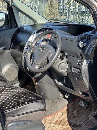 Toyota: Toyota Ractis: 2006 г., 1.5 л, Автомат, Бензин, Минивэн — 9